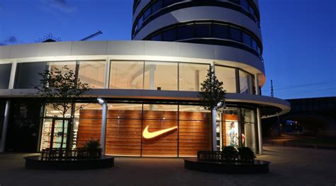 nike schuhe schlangenoptik|Nike Factory Stores.